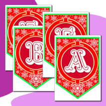 Наборный новогодний алфавит на флажках.