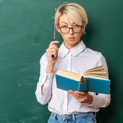 Обложка курса 'Интерактивные стратегии преподавания литературы'
