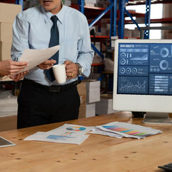 Обложка курса 'Управление процессами планирования и организации производства'