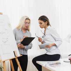 Обложка курса 'Специфика маркетинга услуг'