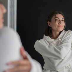 Обложка курса 'Психология самооценки и самосострадания'