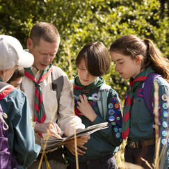 Обложка курса 'Адаптация методов преподавания географии детям с ОВЗ с использованием туристских приемов во внеурочной деятельности'