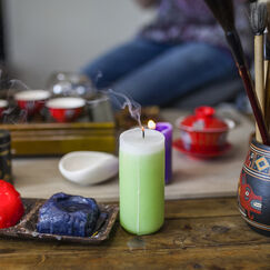 Обложка курса 'Искусство изготовления и декорирования свечей: от основ до авторских техник'