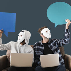 Обложка курса 'Распознавание и противостояние манипуляциям: развитие навыков психологической защиты'