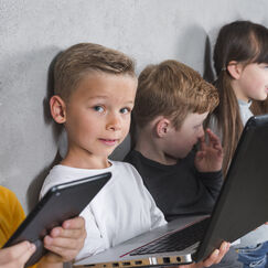 Обложка курса 'Современные технологии развития детей раннего возраста в различных видах деятельности'