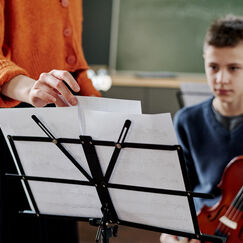 Обложка курса 'Теория и методика преподавания музыкально-теоретических дисциплин в дополнительном образовании'