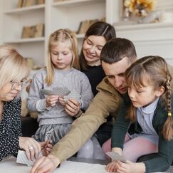 Обложка курса 'Родительство'