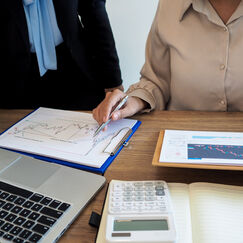 Обложка курса 'Анализ эффективности проектов'