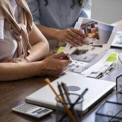 Обложка курса 'Дизайн и визуальная коммуникация'