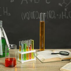 Обложка курса 'Химия: теория и методика преподавания в образовательной организации'