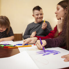 Обложка курса 'Педагогика дополнительного образования детей и взрослых'