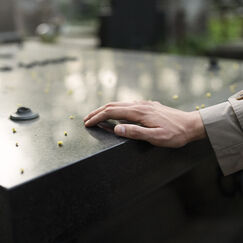 Обложка курса 'Организация, планирование и мониторинг деятельности похоронной организации'