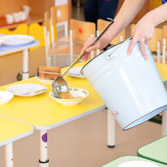 Обложка курса 'Организация питания в учреждениях дошкольного образования. Контроль качества и требования СанПиН'