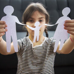 Обложка курса 'Современные тенденции в воспитании и социализации детей'