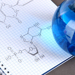 Обложка курса 'Общая и неорганическая химия'