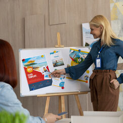 Обложка курса 'Изобразительное искусство: теория и методика преподавания в образовательной организации'