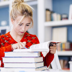 Обложка курса 'Семиотический анализ в школьном курсе литературы'