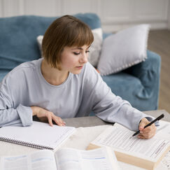 Обложка курса 'Семиозис в литературном тексте: механизмы порождения смыслов'