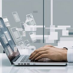 Обложка курса 'ИТ-инструменты в управлении документооборотом'