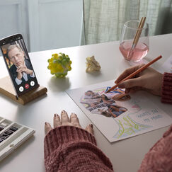 Обложка курса 'Визуальные искусства: анимация и фотография'