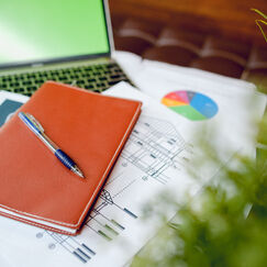 Обложка курса 'Управление проектами: концепции, практика и финансы'