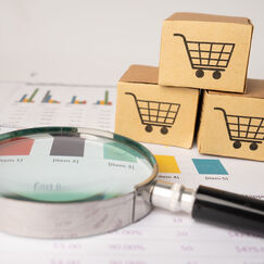 Обложка курса 'Основы продаж и управление продуктом'