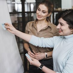 Обложка курса 'Подготовка и проведение тренинга'