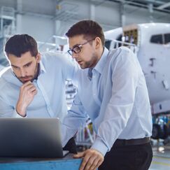 Обложка курса 'Оптимизация учебного процесса в авиации: повышение качества подготовки'