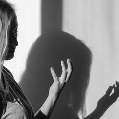 Обложка курса 'Практика гештальт-терапии: техники и инструменты'