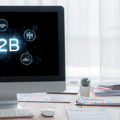 Обложка курса 'Стратегии маркетинга и продаж в B2B'