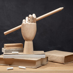 Обложка курса 'История педагогических идей: основатели и теоретики'