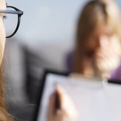 Обложка курса 'Продвинутые техники нарративного подхода в психологии'