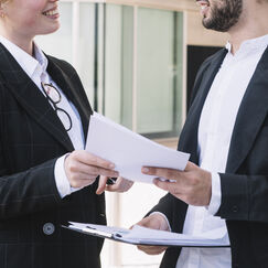 Обложка курса 'Управление договорными рисками и оптимизация договорных отношений'