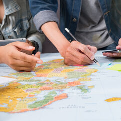 Обложка курса 'Социально-культурный туризм: управление и сервис'