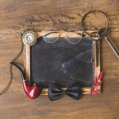 Обложка курса 'Классики детективного жанра: Артур Конан Дойл и Агата Кристи'