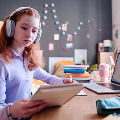 Обложка курса 'Технологии в онлайн-обучении'