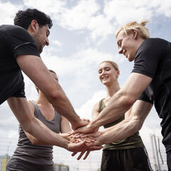 Обложка курса 'Психология спортивной коммуникации и взаимодействия'