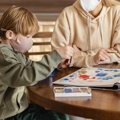 Обложка курса 'Развитие и формирование функциональной грамотности у дошкольников'