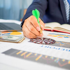 Обложка курса 'Разработка бизнес-плана: практические аспекты'