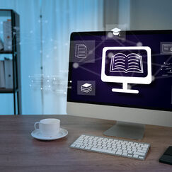 Обложка курса 'Введение в электронное обучение с использованием LMS Moodle'