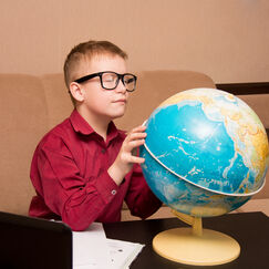 Обложка курса 'Эффективные инновационные стратегии в преподавании географии детям с ОВЗ: современные подходы к обучению'