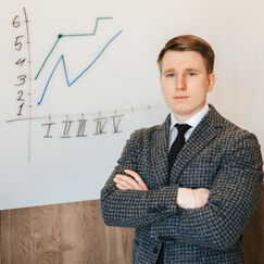 Обложка курса 'Подходы к преподаванию экономических дисциплин: от традиционных методов к инновациям'