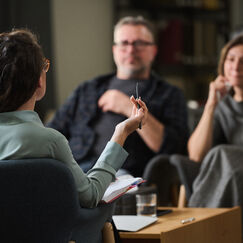 Обложка курса 'Практические аспекты консультирования родителей в ДОУ'