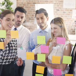 Обложка курса 'Эффективное управление и развитие команды'