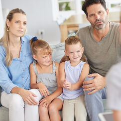 Обложка курса 'Основы семейного консультирования'