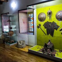 Обложка курса 'Школьные музеи как пространство для обучения и развития'