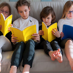 Обложка курса 'Развитие навыков чтения у детей: скорость и понимание прочитанного'