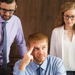 Обложка курса 'Психология конфликта: причины и стратегии управления'