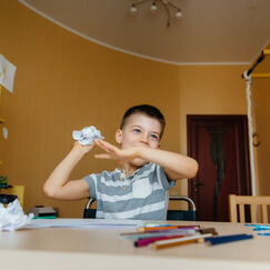 Обложка курса 'Особенности "трудного" поведения детей и подростков'