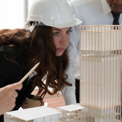 Обложка курса 'Развитие инженерного потенциала подрастающего поколения'